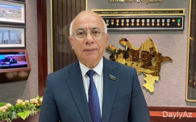 “12 sot torpağım var, onu buradan idarə edirəm”