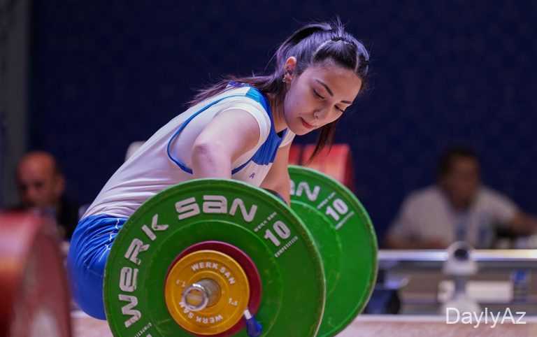 Ağırlıqqaldırma üzrə Azərbaycan çempionatı başladı