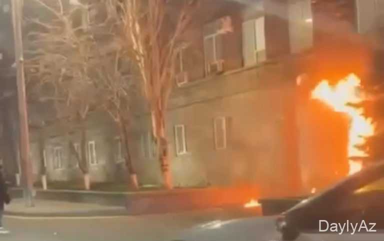 İrəvanda MTX-nin binasına “Molotov kokteyli” atıldı 
							 – Video