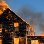 Yuxuda Ev Yanmaq Görmək – Mənası, Təfsiri və Psixoloji İzahı