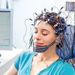 EEG nədir? Elektroensefaloqrafiya müayinəsi, istifadəsi və nəticələri