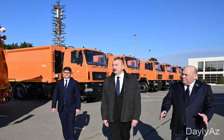 Prezident məişət tullantıları daşıyan texnikalarla tanış oldu 
							 – Fotolar