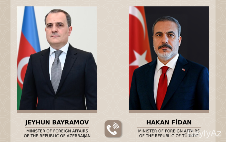 Azərbaycan və Türkiyənin XİN rəhbərləri telefonla danışdı