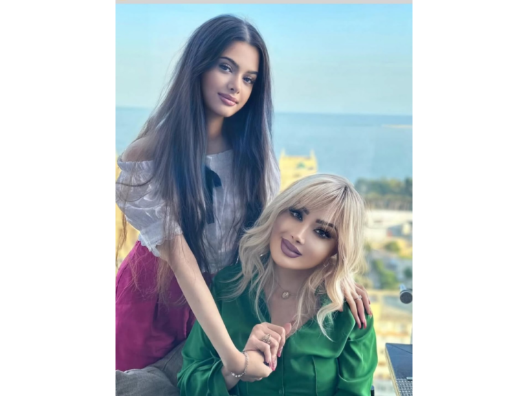 Möhtərəmlərin qızları ilə çəkilən FOTOlar sosial şəbəkədə geniş müzakirələrə səbəb olub