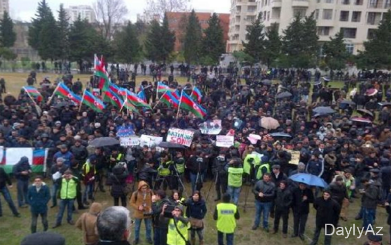 Baş nazirdən aksiyalarla bağlı 
							 – Qərar