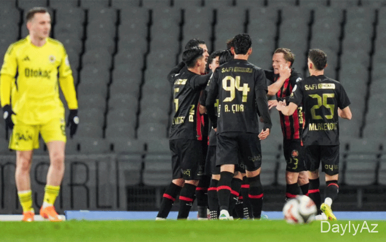 Türkiyə Superliqasında XXVI turun oyunları başlandı və “Fənərbaxça” əldə etdi 0:2 hesabı ilə məğlubiyyət