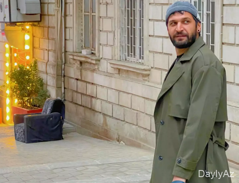 Köhnə məhsullardanəm, o qadınadək qul kimi baxıram