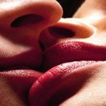 Yuxuda Öpüşmək Nə Deməkdir? Mənası, Təfsiri və Psixoloji İzahı